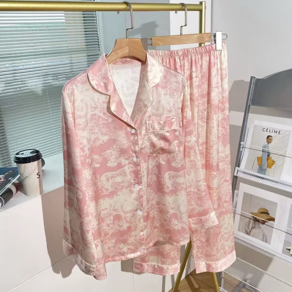 Chic Pink Women's Pajama Set